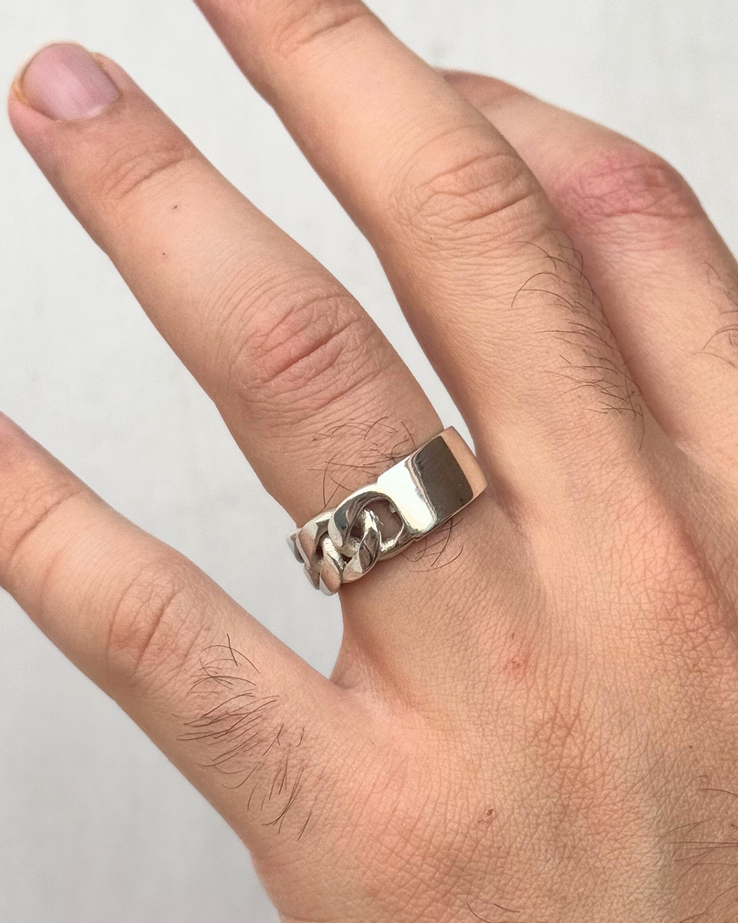 Anello Essenze Parallele